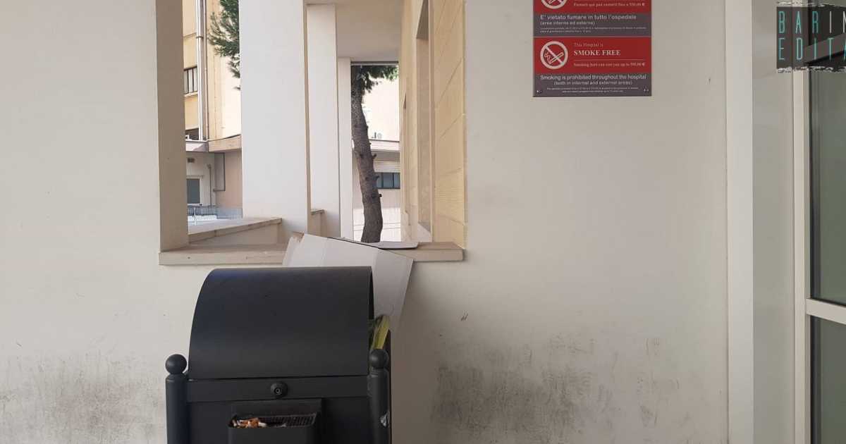 Bari, �vietato fumare in tutto il Policlinico�: ma nell'ospedale ci sono posacenere ovunque